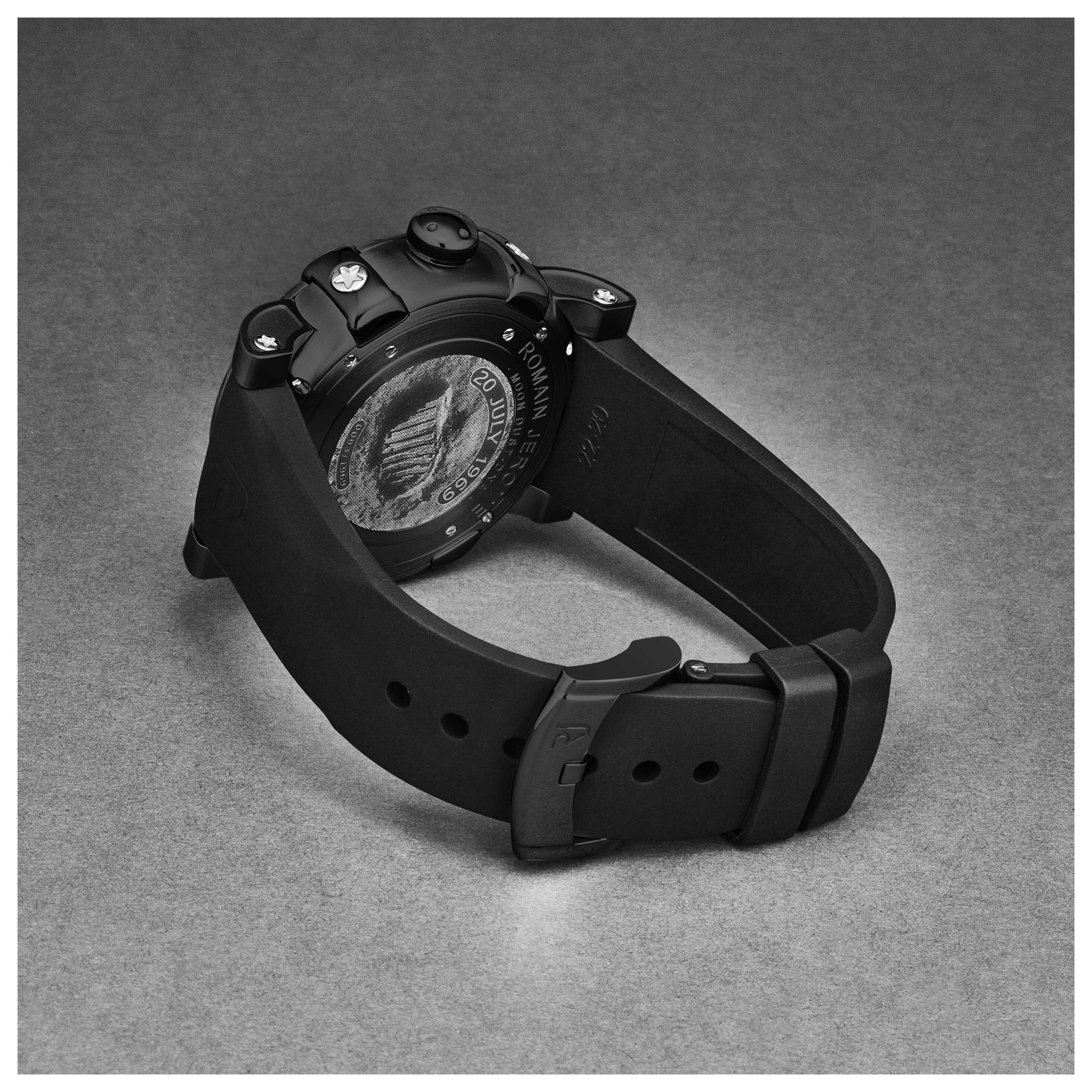 Romain Jerome Men's Watch RJMDAU.101.20 2 Romain Jerome Men's Watch RJMDAU.101.20