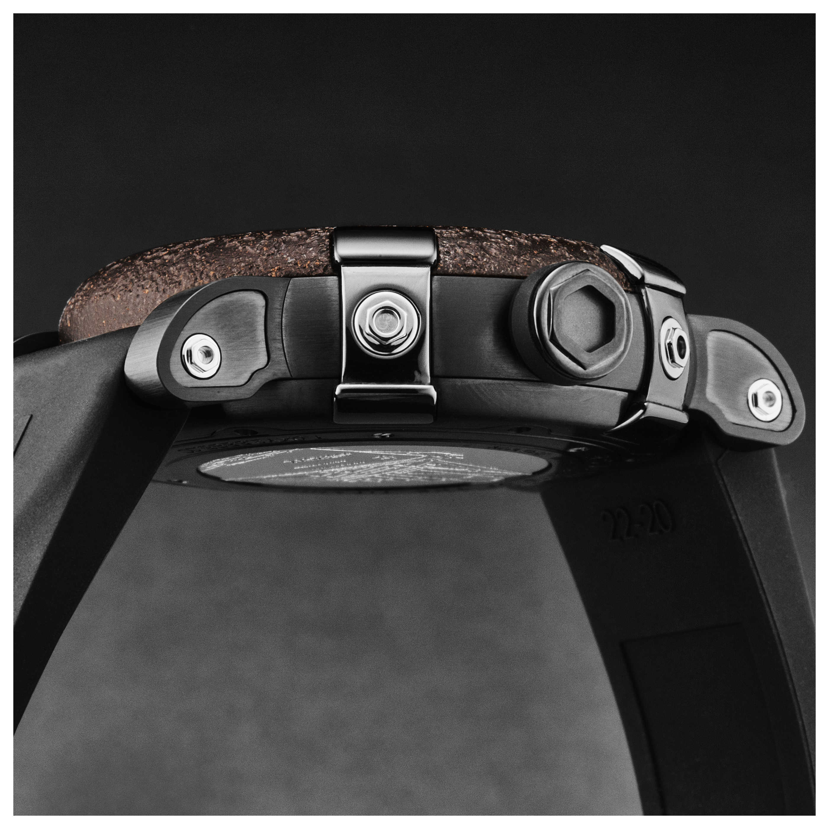 Romain Jerome Men's Watch RJTIAU.502.20 6 Romain Jerome Men's Watch RJTIAU.502.20