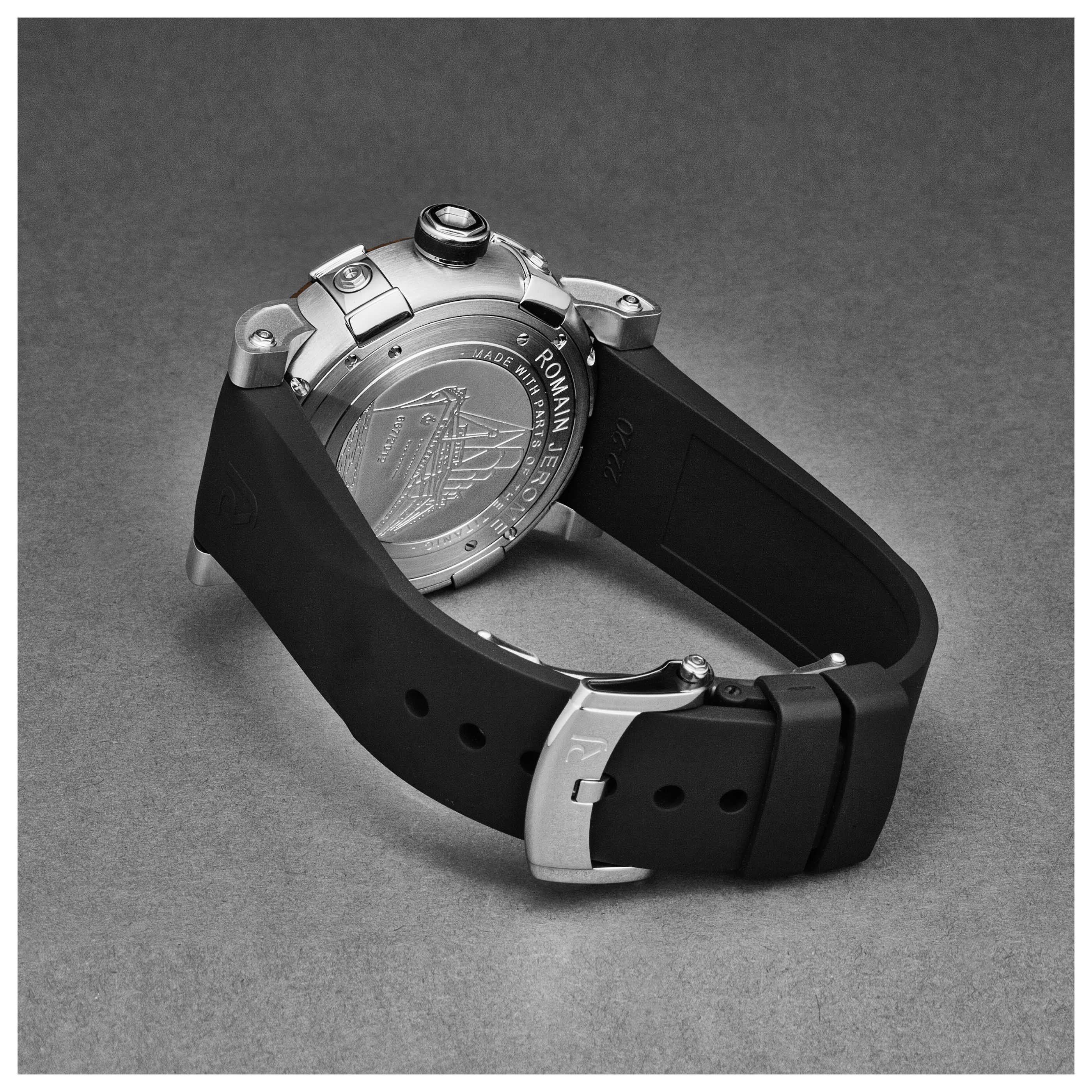 Romain Jerome Men's Watch RJTGAU.201.10 3 Romain Jerome Men's Watch RJTGAU.201.10